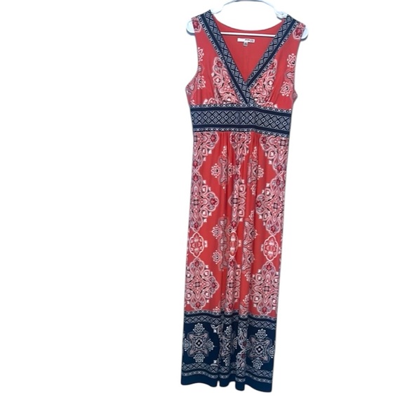 Studio One Sleeveless Red and Black Maxi Dress - Picture 1 of 8